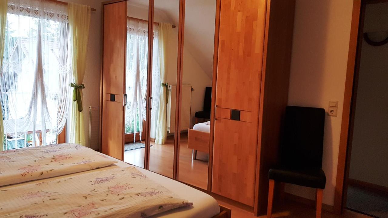 Ferienwohnung Herrnberg バーデン＝バーデン エクステリア 写真
