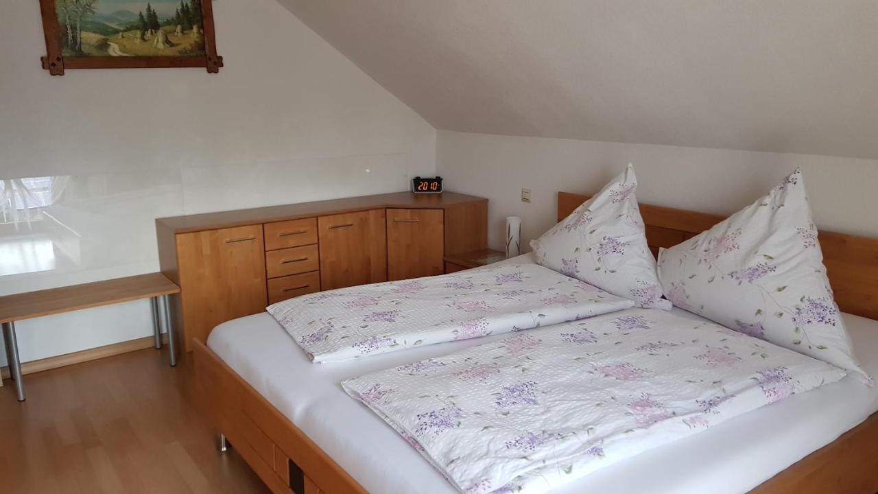 Ferienwohnung Herrnberg バーデン＝バーデン エクステリア 写真